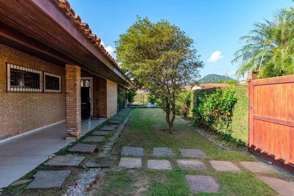 Bh4 - Bh4: Casa Com Piscina Ao Lado Da Praia Grande Ubatuba Exterior foto